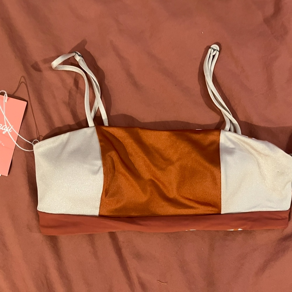 Maaji Reversible Storm Bikini Top, NEW - Picture 4 of 9